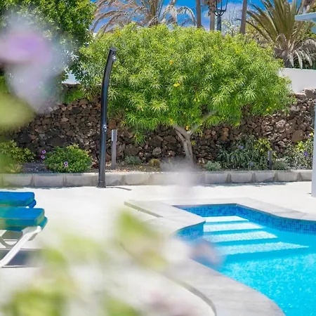 Whitney Puerto del Carmen