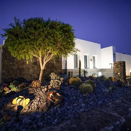 Villa Whitney Puerto del Carmen (Lanzarote)