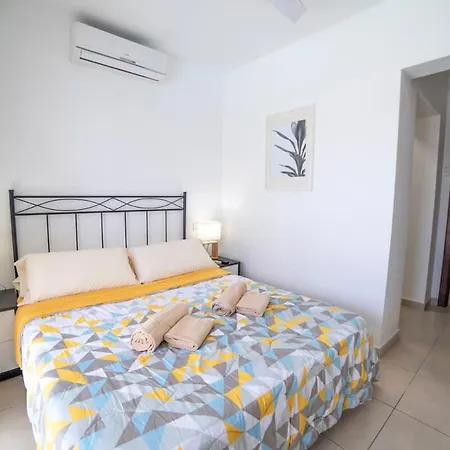 Whitney * Puerto del Carmen (Lanzarote)